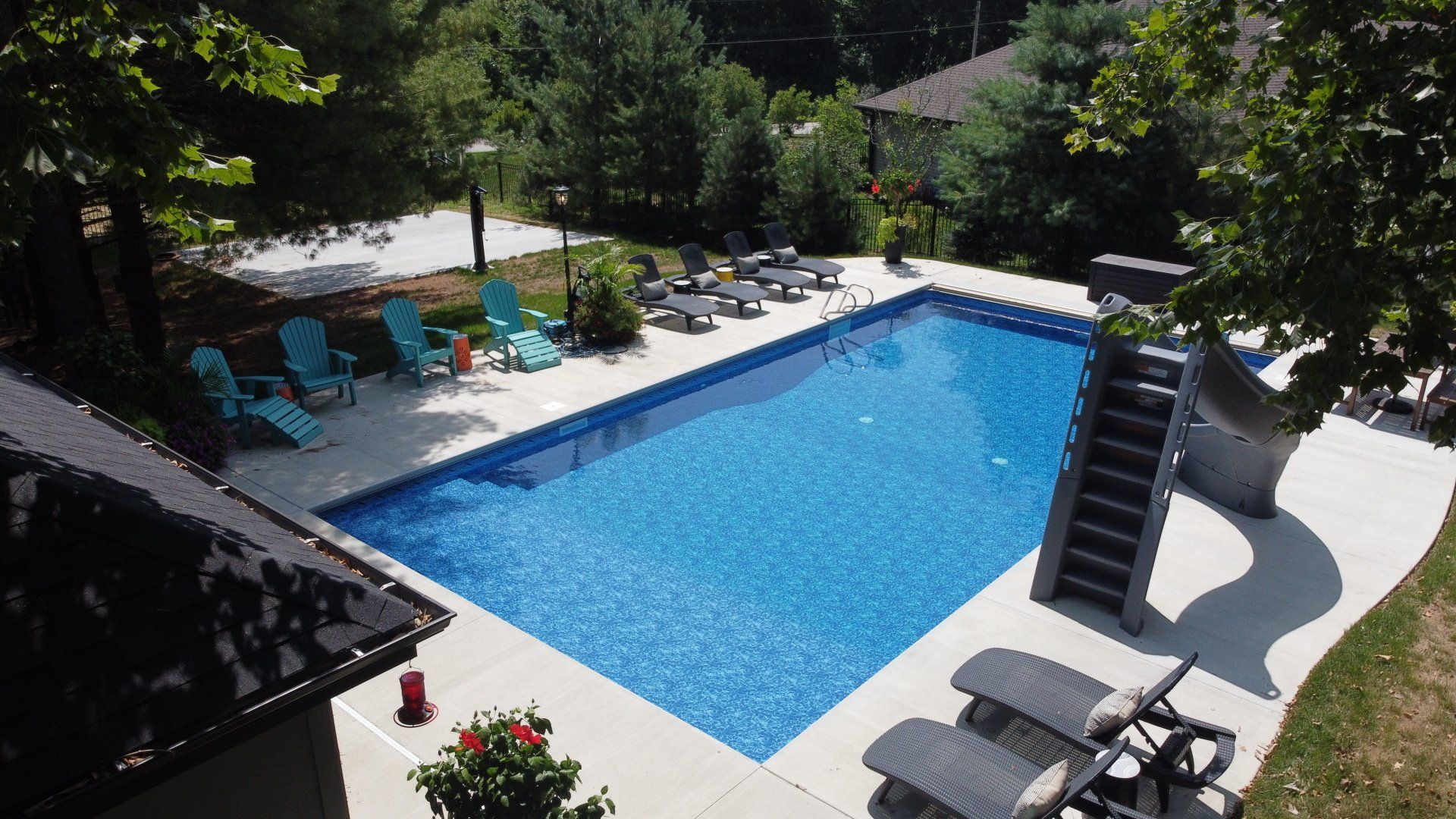 Peavler Construction installs in-ground vinyl liner pools in and around Columbia, MO.