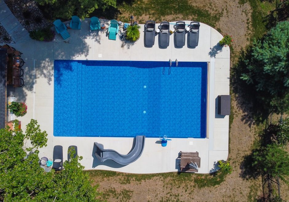 Want to Build a Beautiful Swimming Pool in Columbia, MO? You Need a Dependable Contractor
