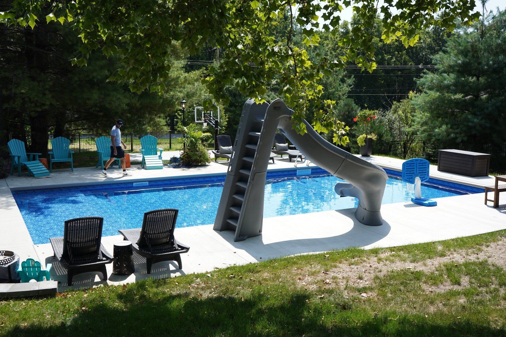 We do this with vinyl swimming pool installations that are specially engineered using innovative, long-lasting materials.
