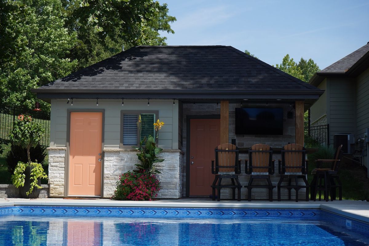 Creative Poolside Add-Ons That’ll Elevate Your Backyard Experience in Mid-MO
