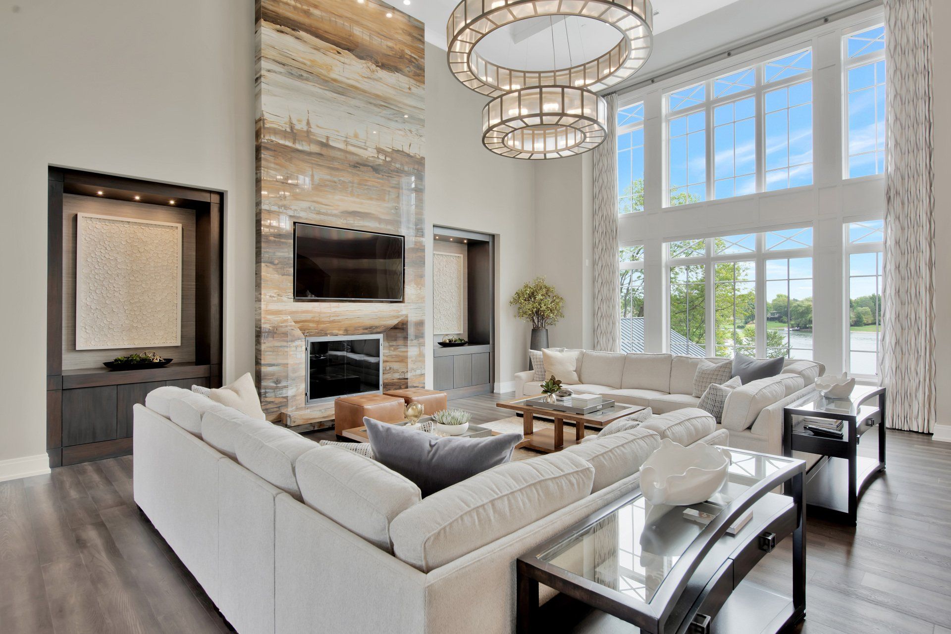 A living room filled with furniture and a fireplace.