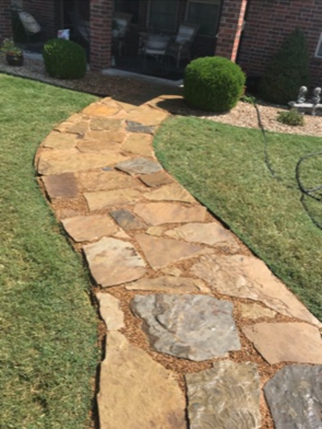 Pavement Road | Bolivar, MO | Clay Landscaping, LLC