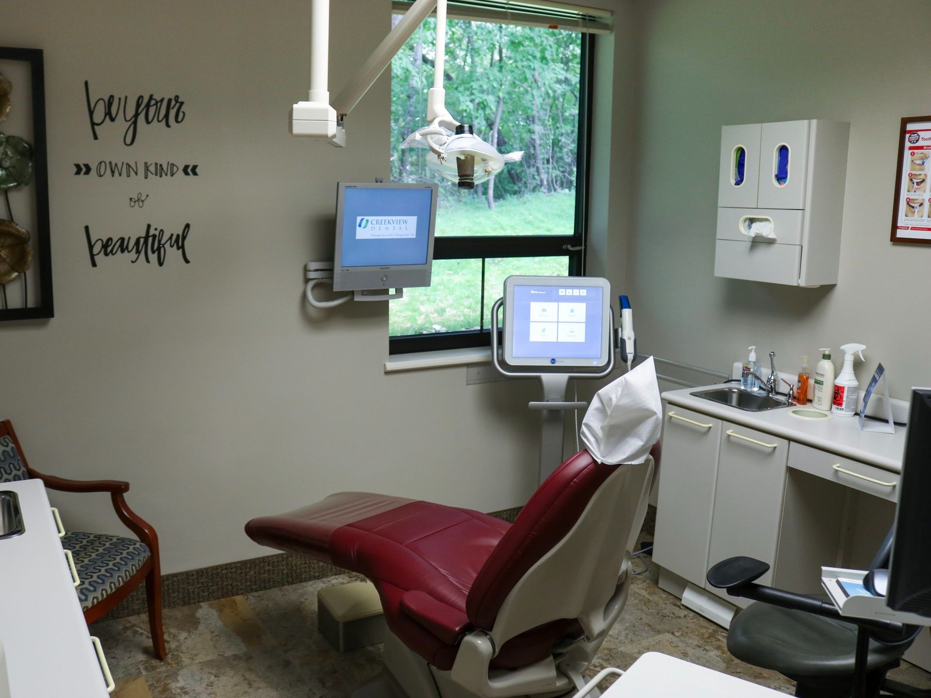 Creekview Dental Office - Dental exam room