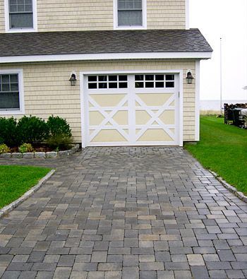 lawn care services Clinton, CT