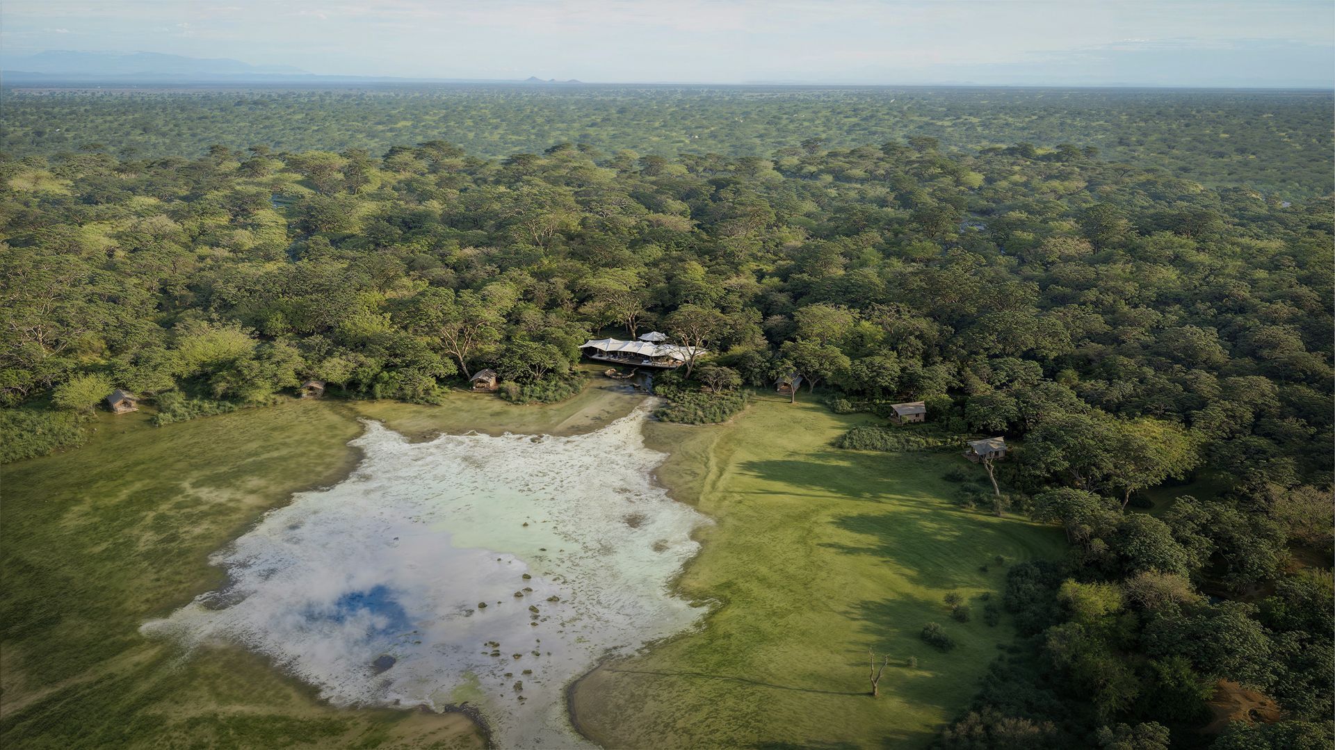 GORONGOSA-SAFARIS+safari+honeymoon