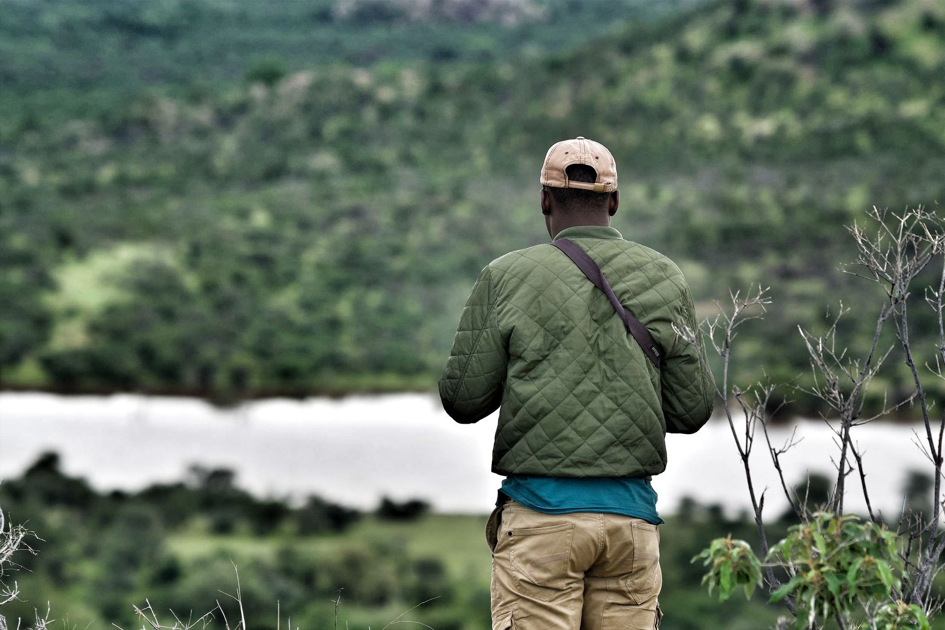 Rhino+Tracking+on+Foot+in+Namibia