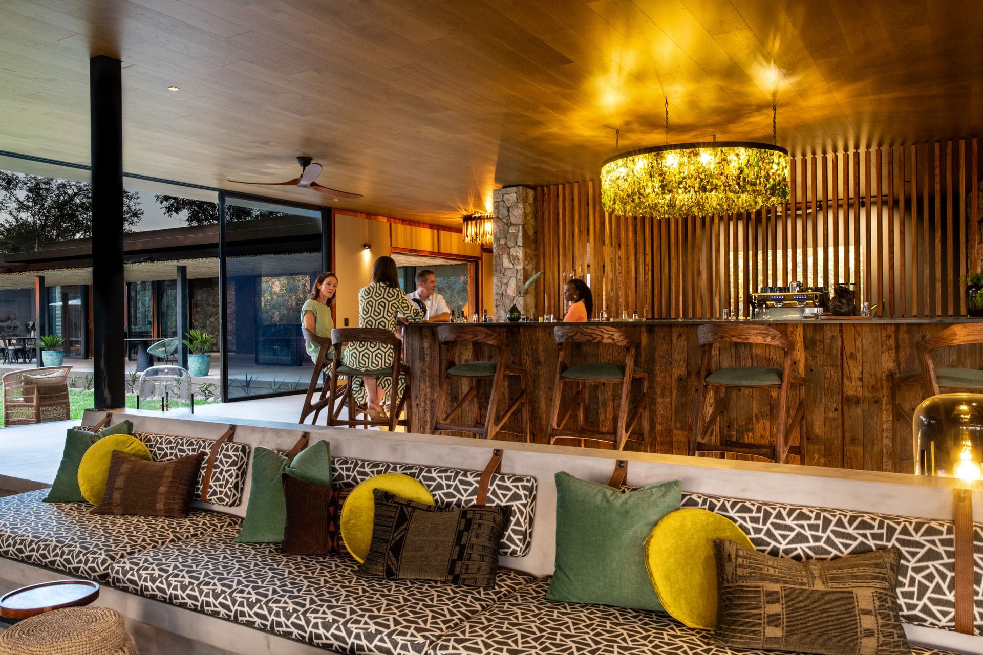tanda_tula_-_safari_camp