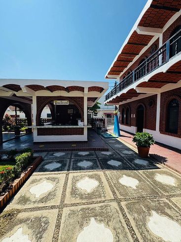 HOTEL LA SIESTA