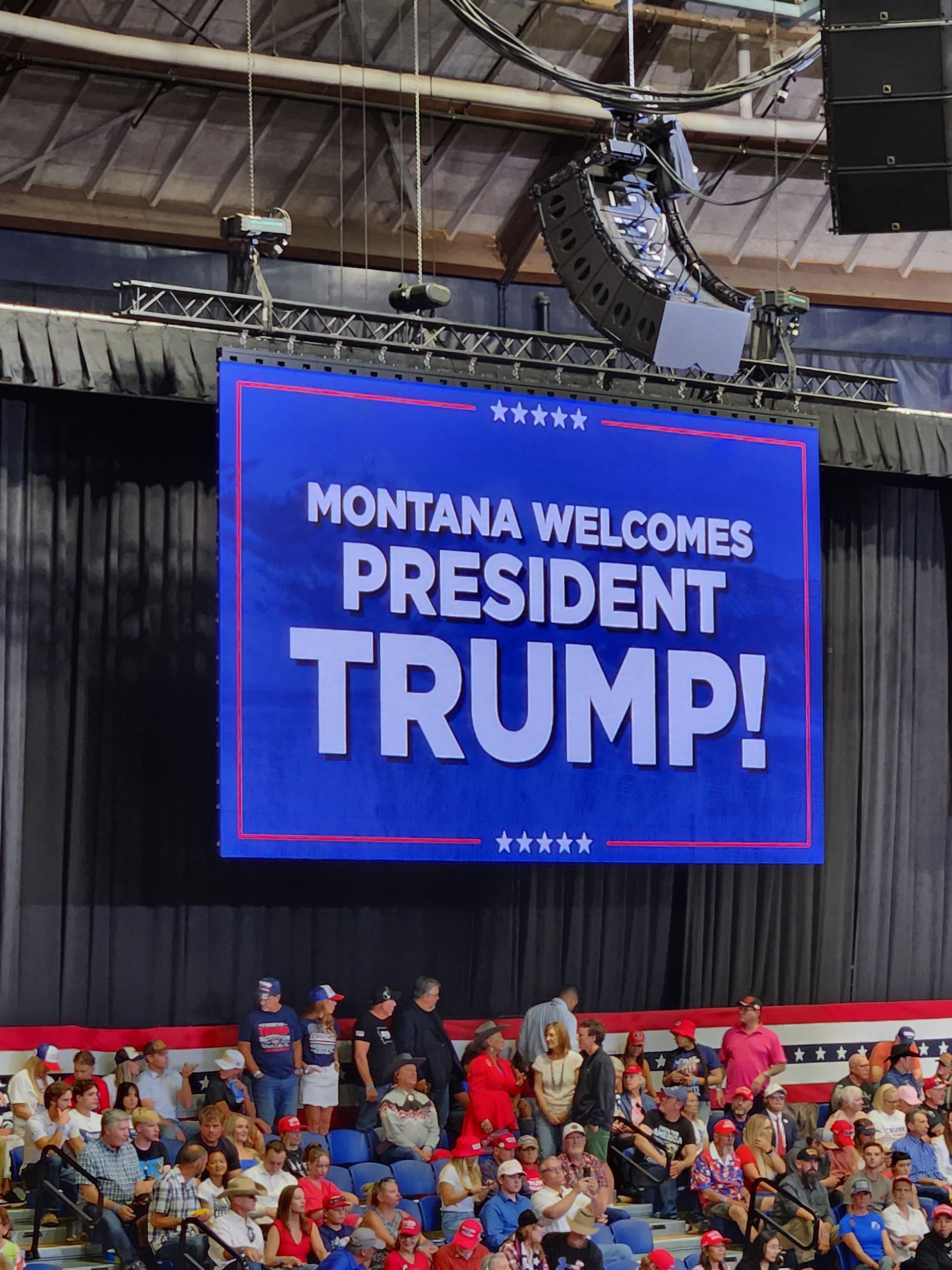 Montana Welcomes President Trump sign