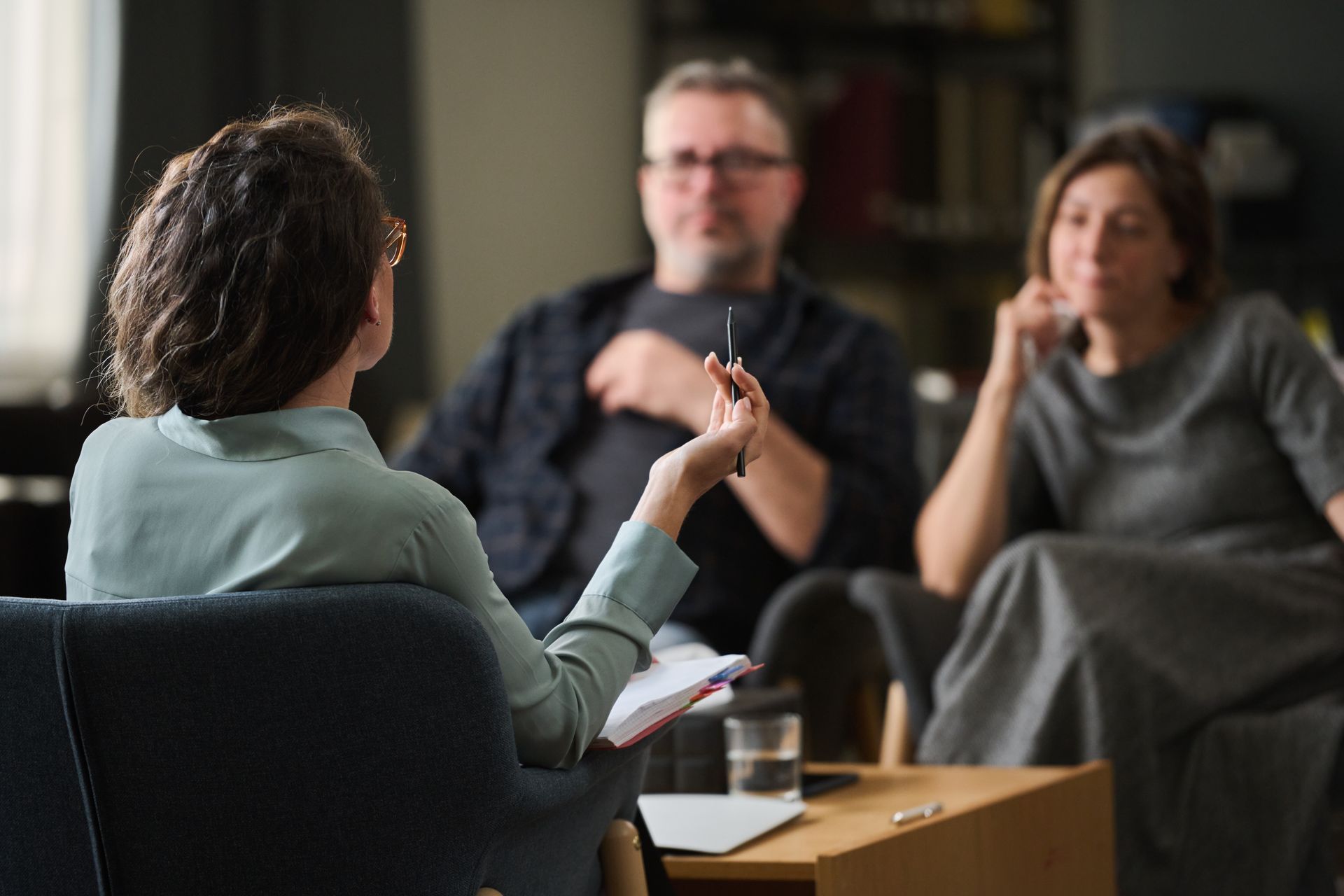 How to Navigate Relationship Challenges When Life Gets Busy