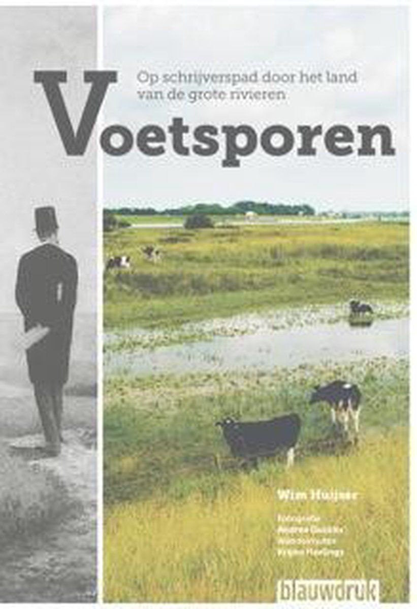 Boekcover: Titel "Voetsporen" boven een foto van een persoon en een rivierlandschap met koeien.