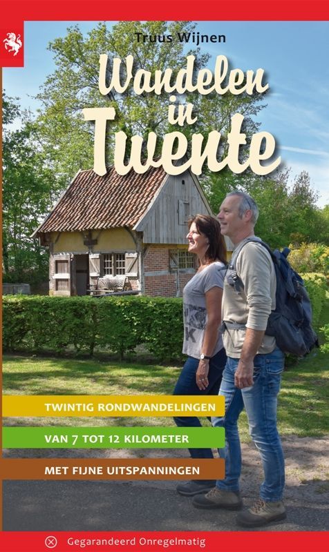Boekomslag: Een stel dat wandelt in Twente, Nederland. Titel: 