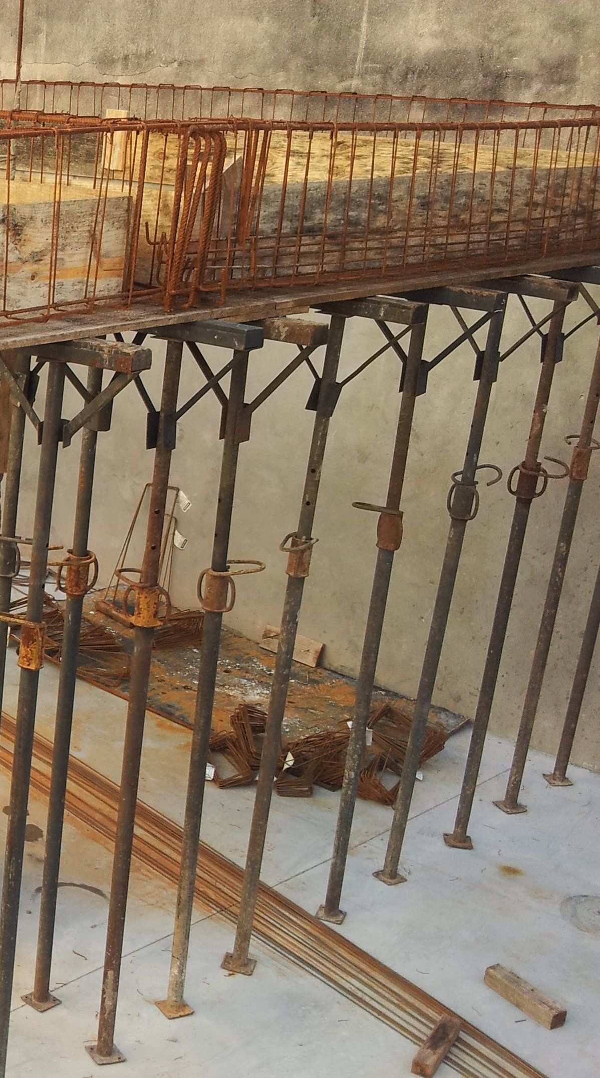 Escoras Equimax em Obras