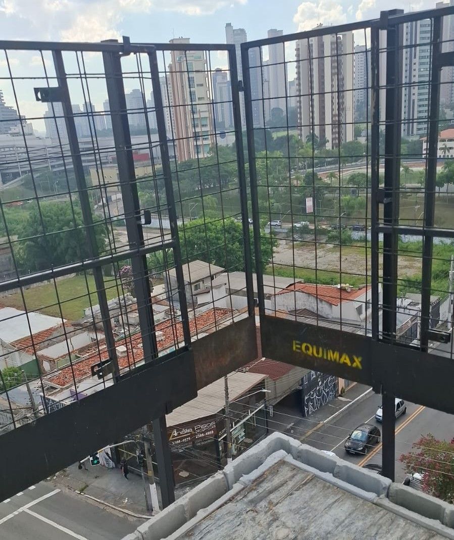 Bandeijas Equimax para Obras