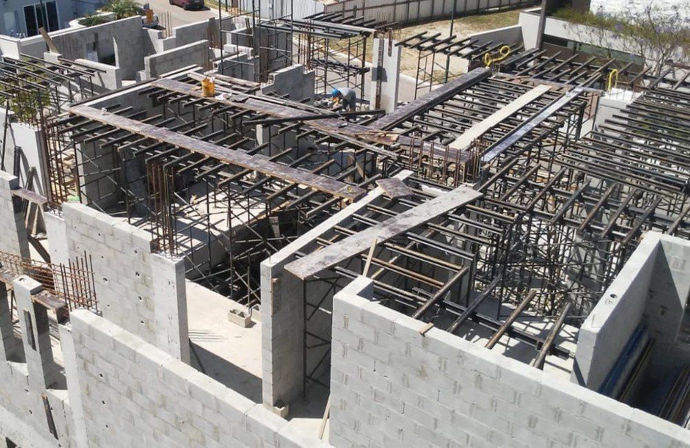 Escoras Equimax em Uso na Obra