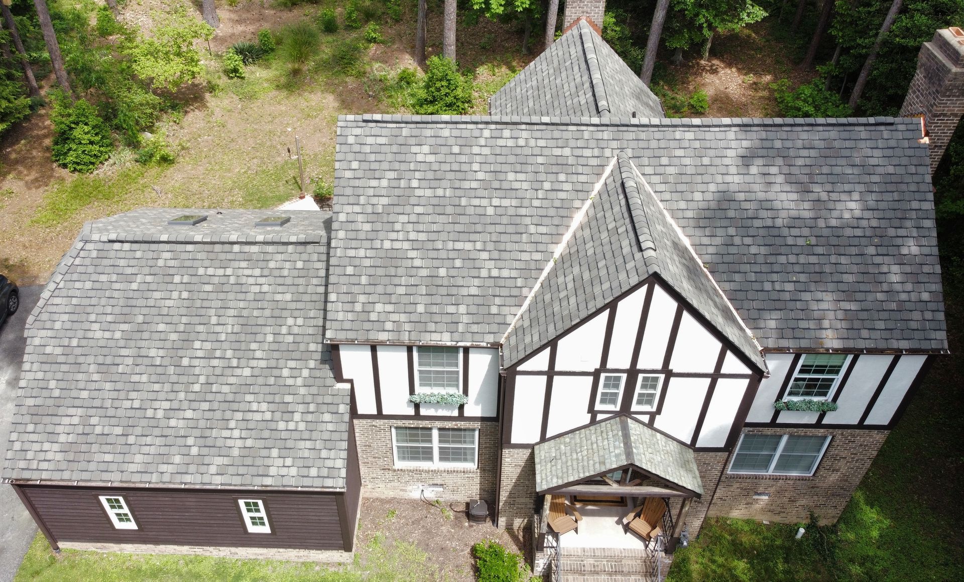 Image of RETEX roof replacement in North Chesterfield VA 23235.  Certainteed Grand Manor architectural asphalt shingles.