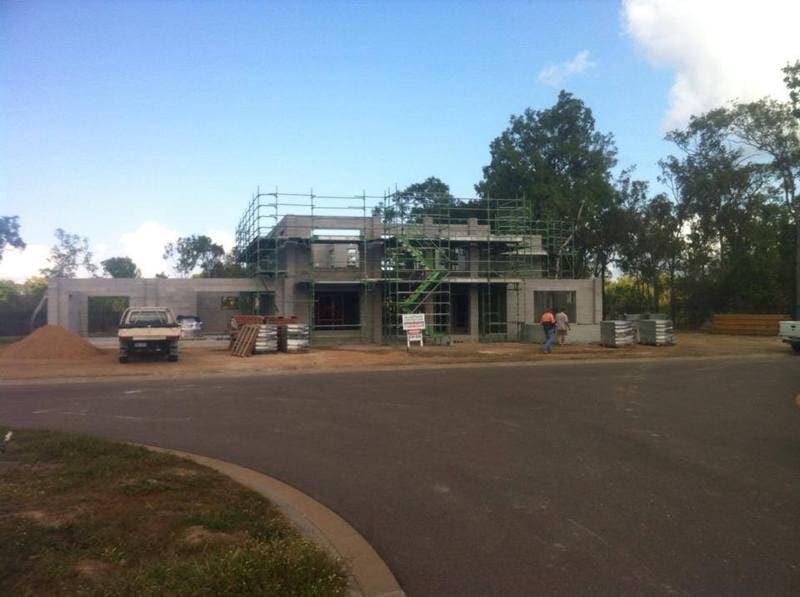 Residential House' Brick Wall — Bricklaying in Townsville, QLD