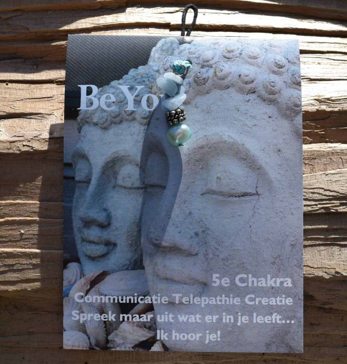 Kaart met Boeddha-afbeelding, de tekst 