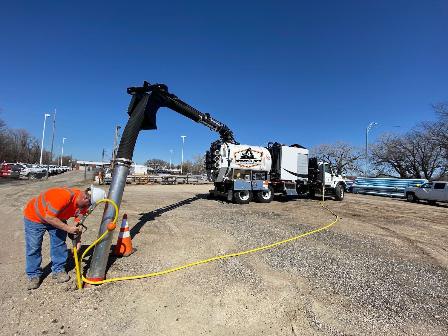 Crew performing potholing ahead of directional drilling project