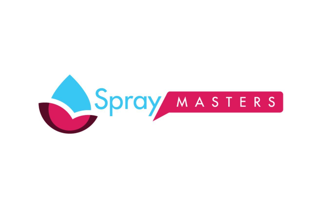 a logo for spray masters with a speech bubble