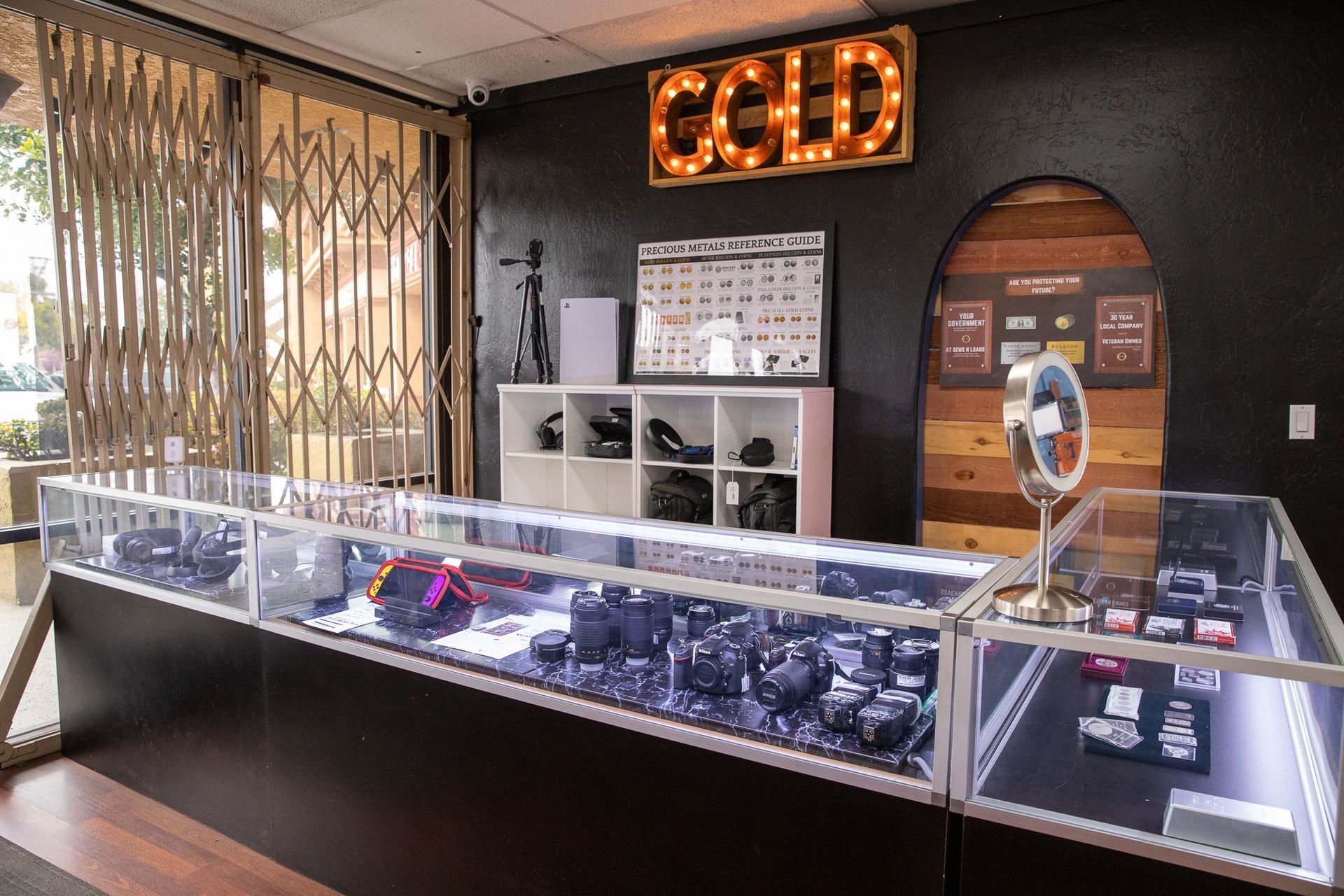 Gold Jewelry Pawn And Jewelry Stores Near Me Gold Jewelry Store