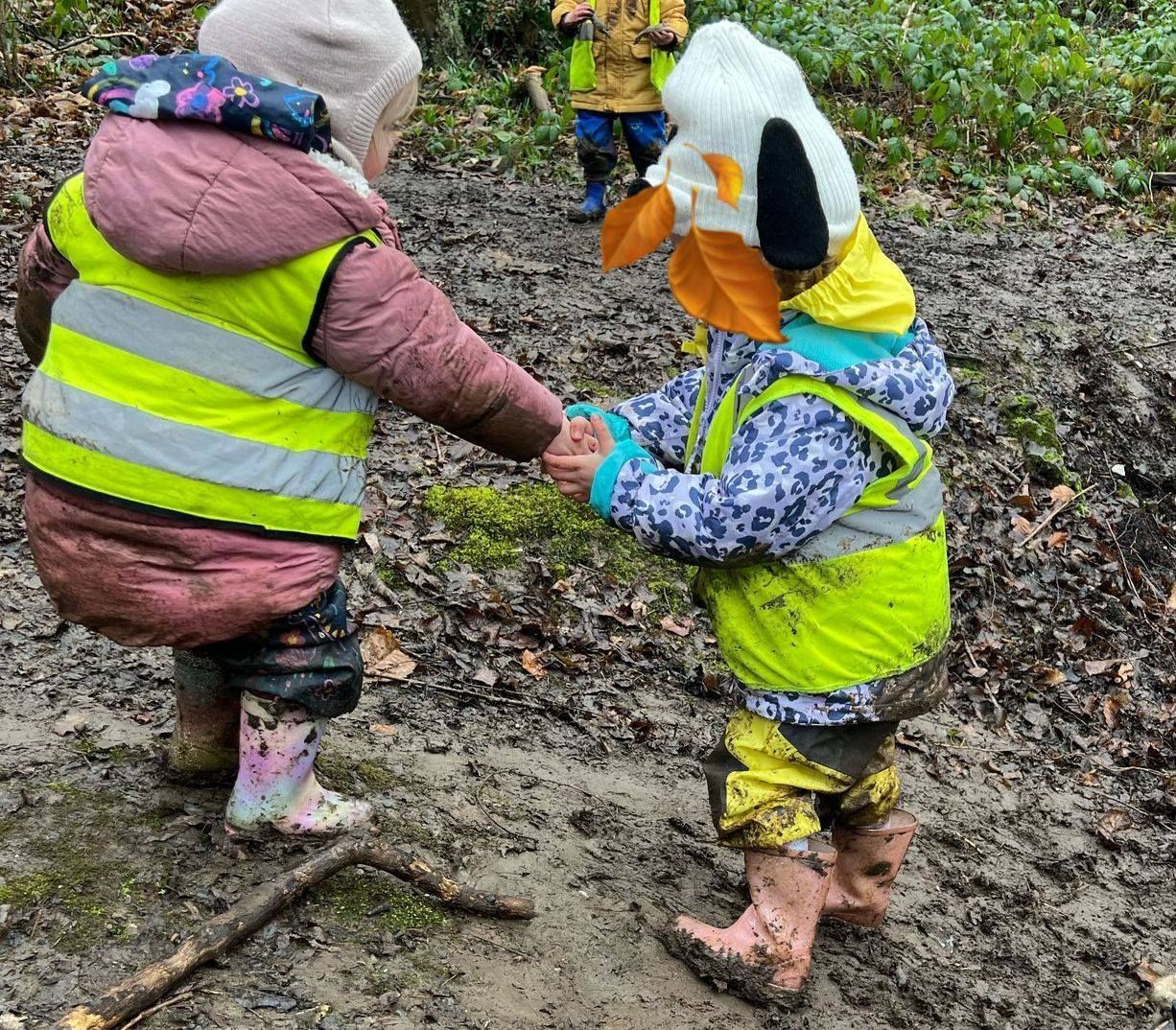Forest School sessions at Hedgehogs Preschool Hempstead