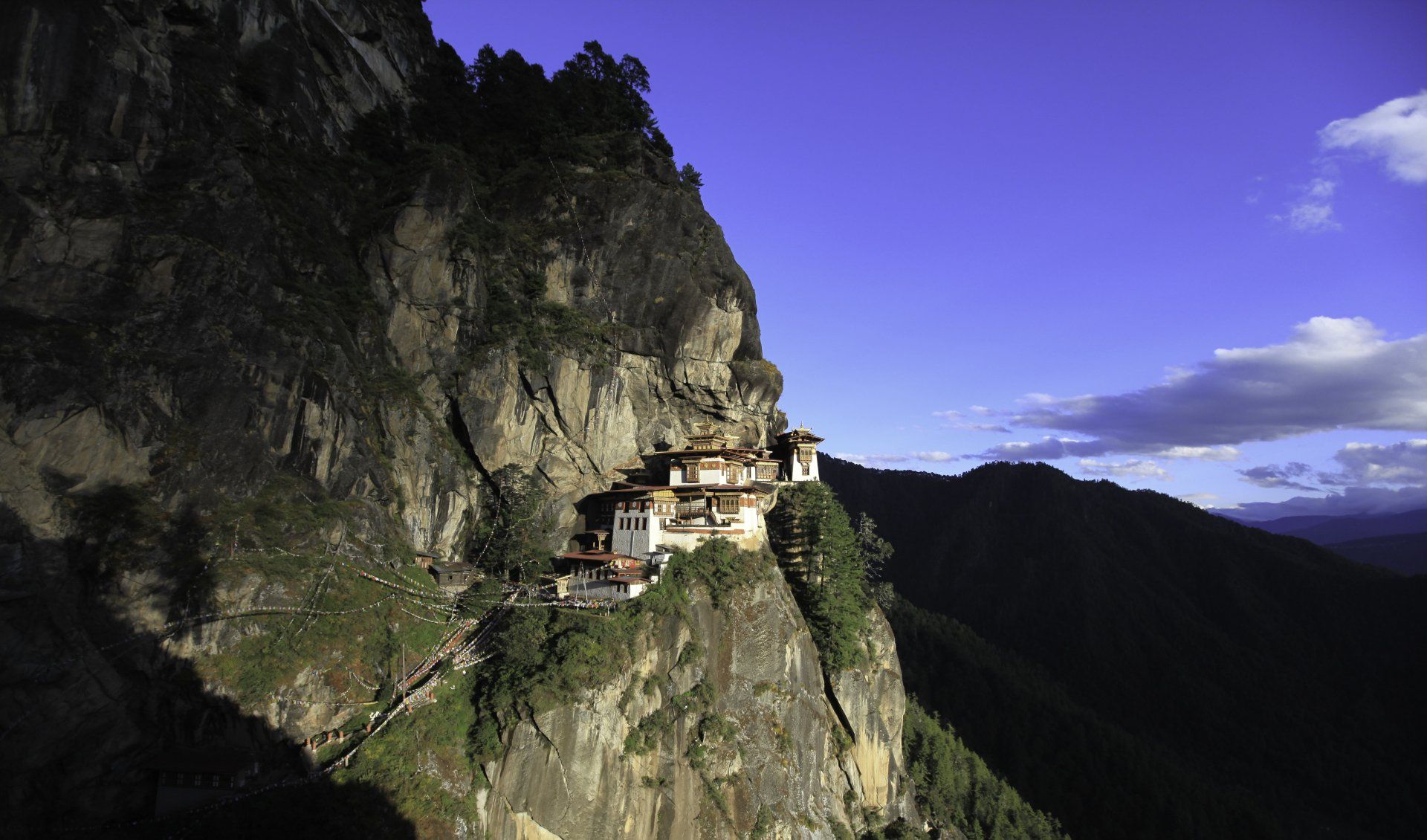 Snow man trek in Bhutan