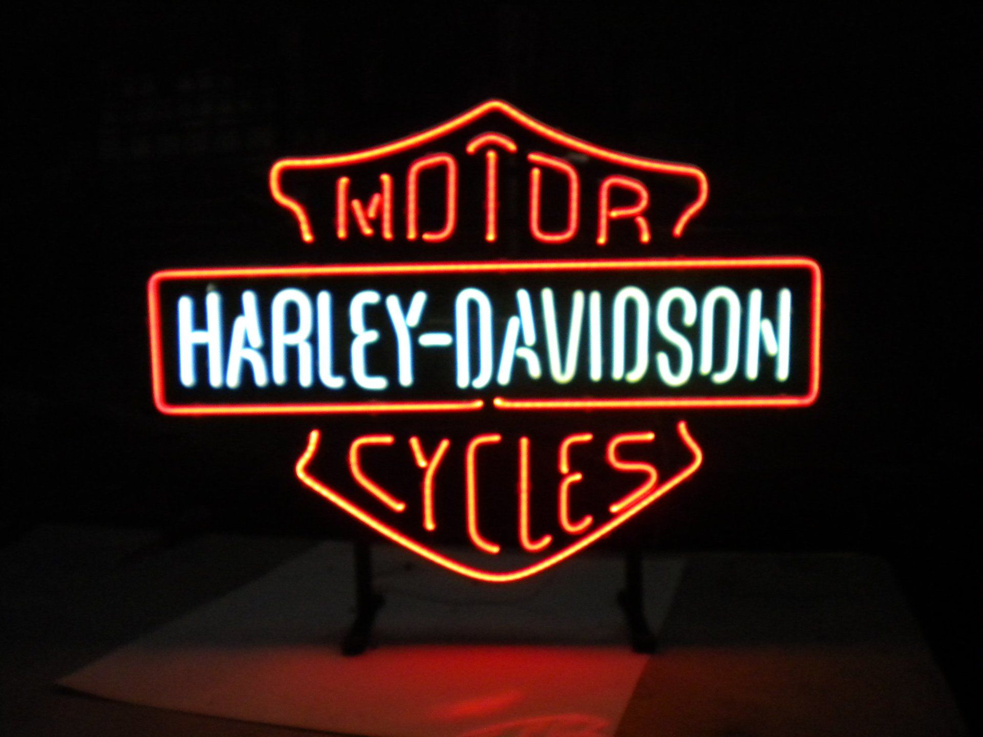 cartello luminoso logo harley davidson