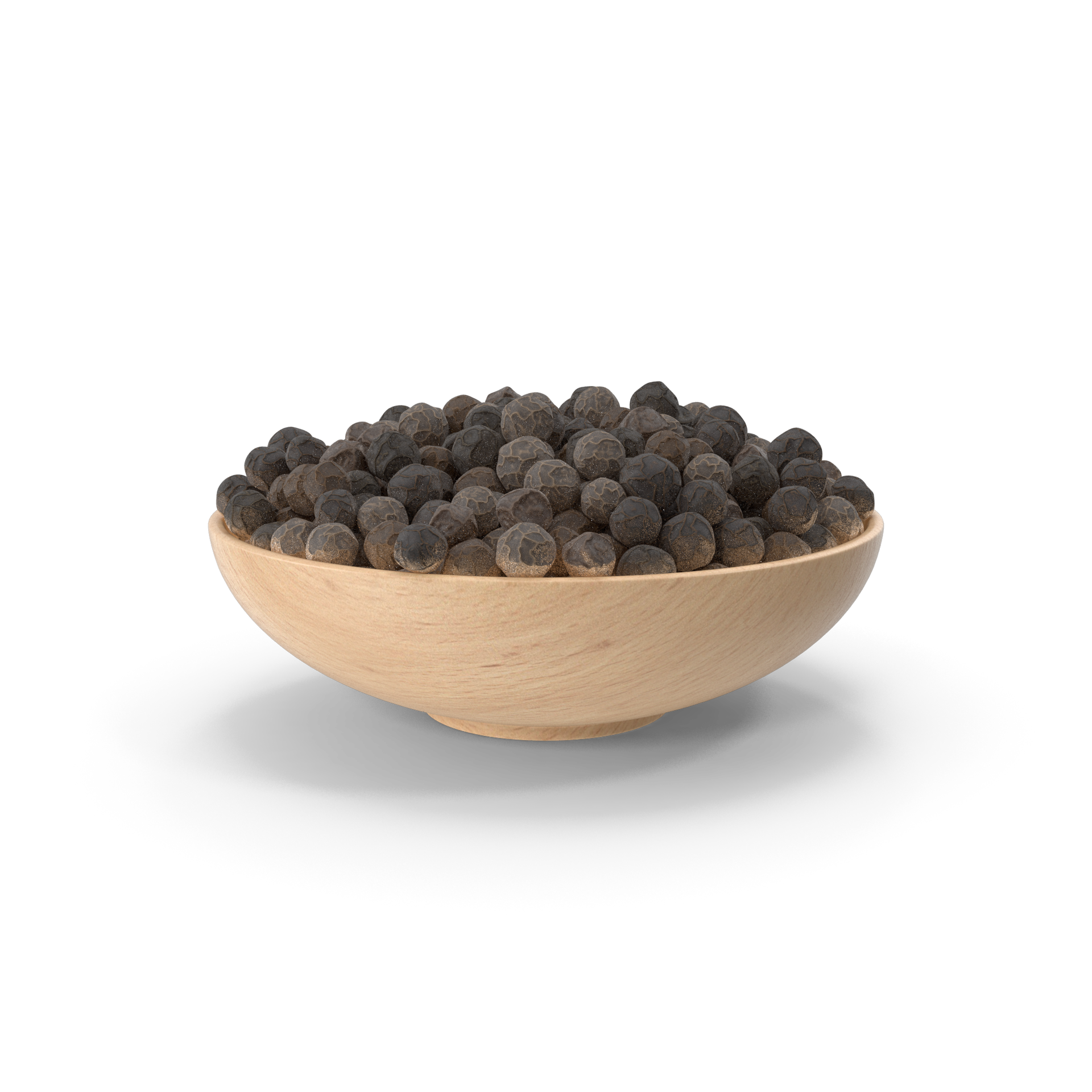 una ciotola di legno piena di pepe nero su sfondo bianco.