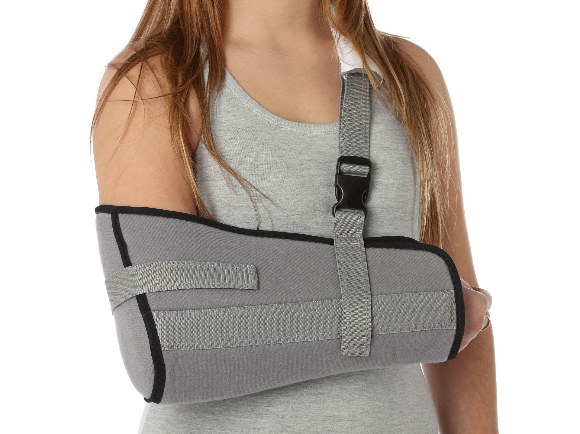 Image of a woman wearing a gray brace on her arm