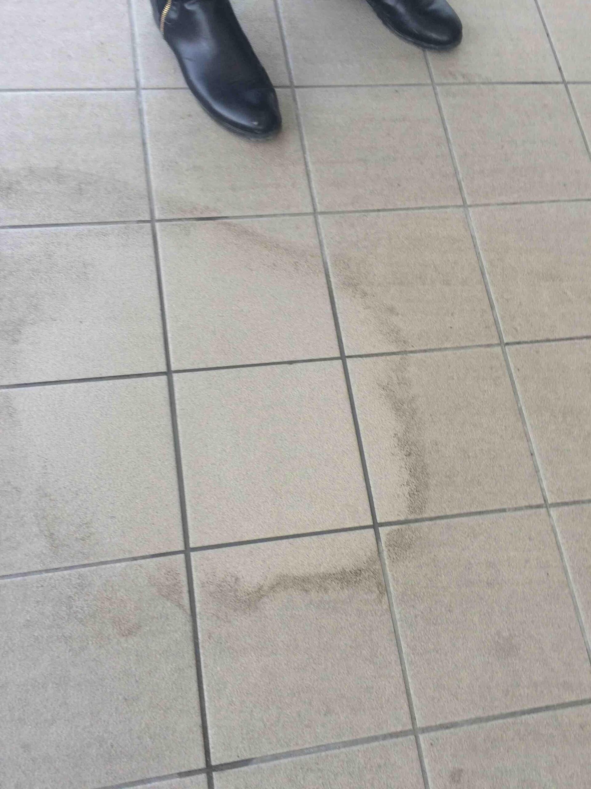 floor tile cleaning