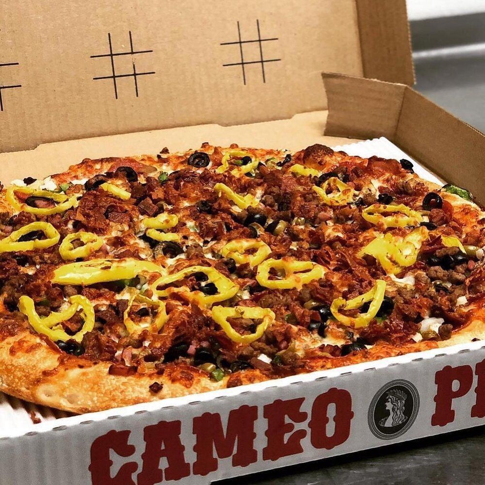 Cameo Pizza Catawba, Ohio - Specials