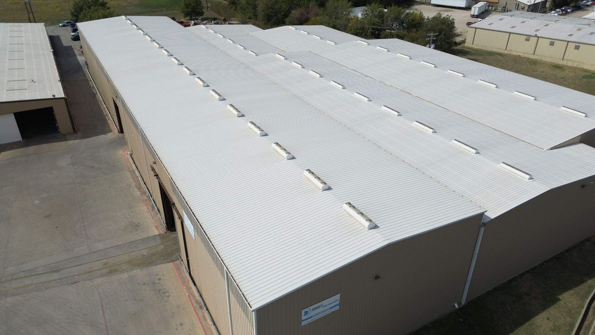 what is the most common type of commercial roof