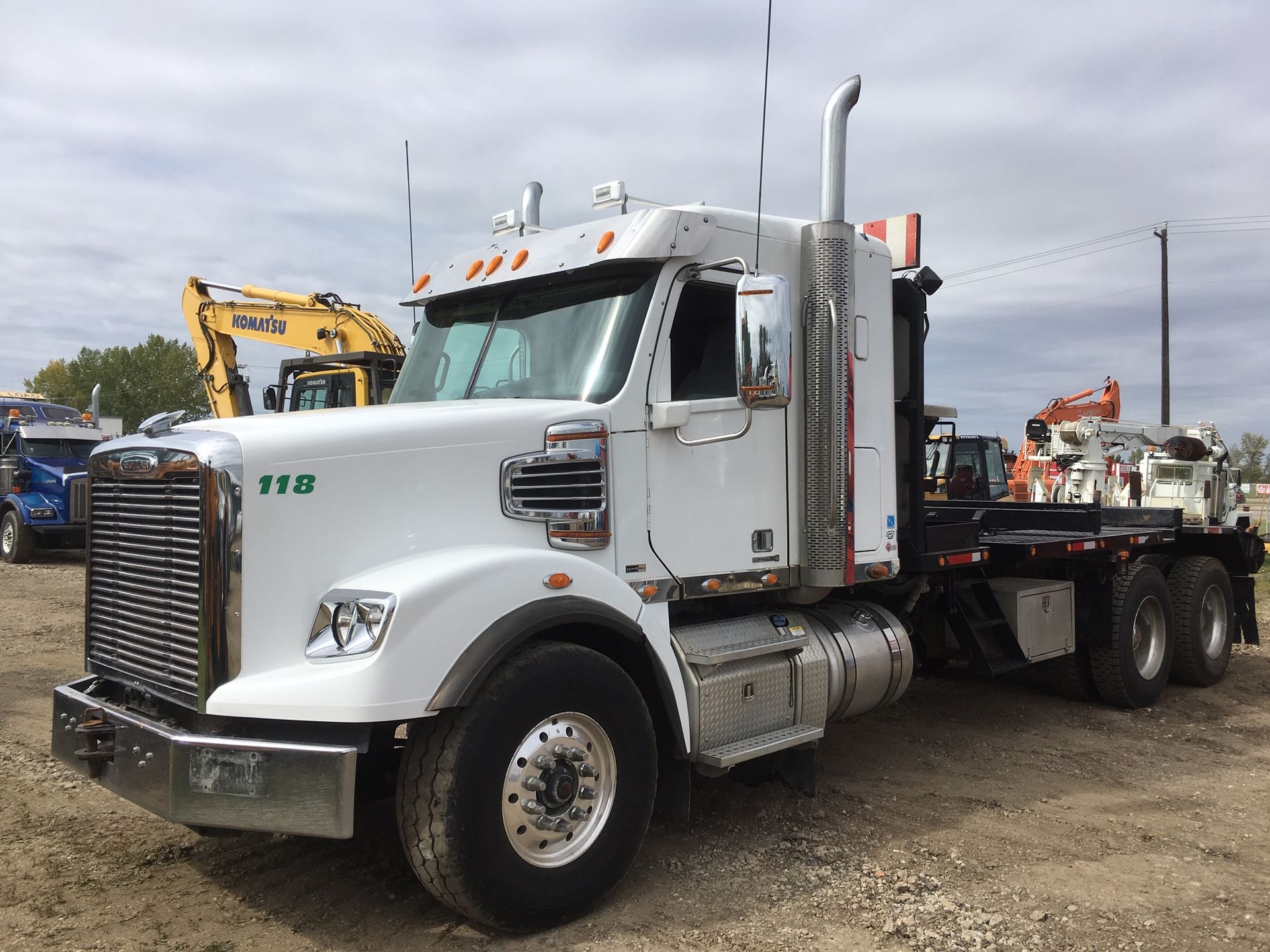 Used 2012 Freightliner Coronado SD T/A Texas Bed Winch Truck For Sale