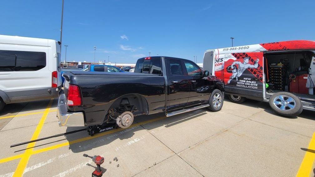 Mobile Tires in Des Moines, Iowa Tire Heroes
