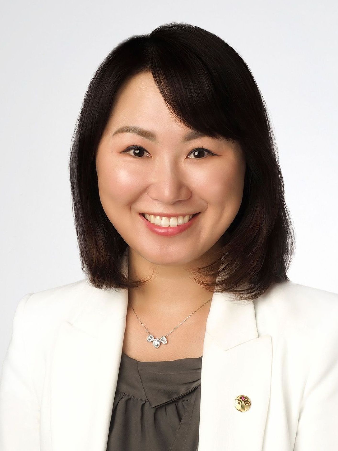 Claudia Cho