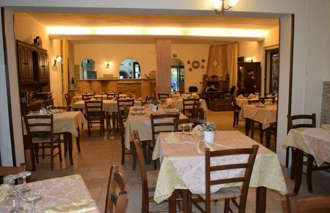 RISTORANTE ROYALE TAVOLI