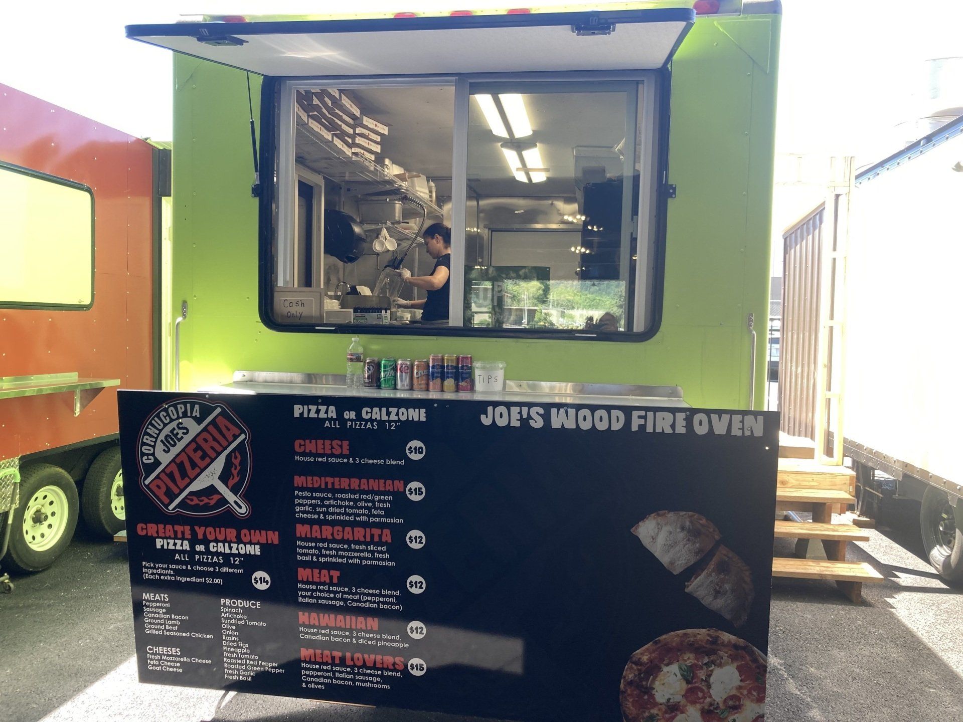 Food Carts - Troutdale Station