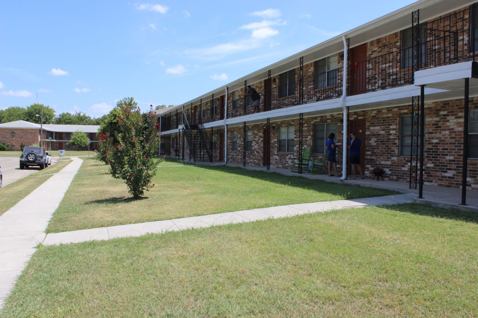 Mary Street Exterior