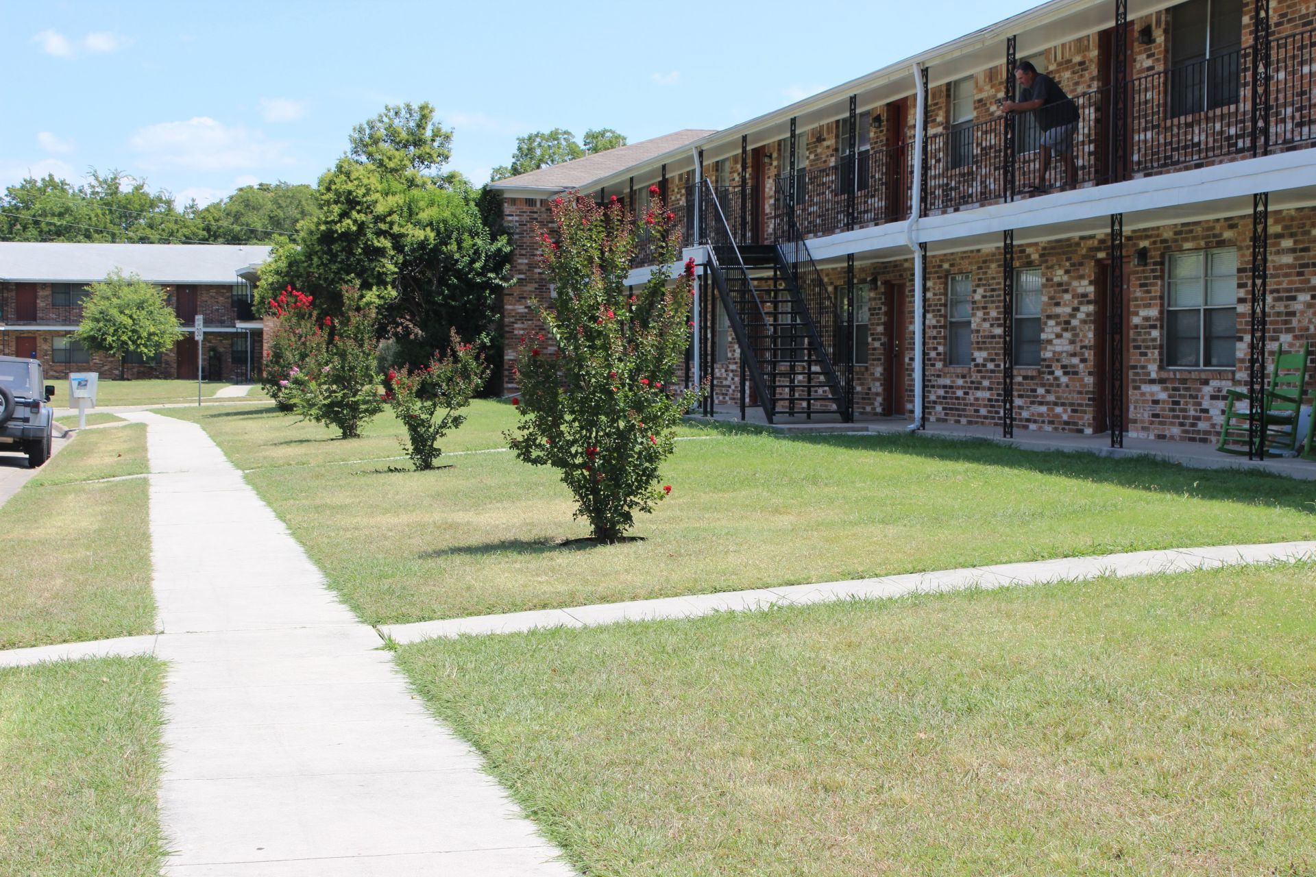 Mary Street Exterior