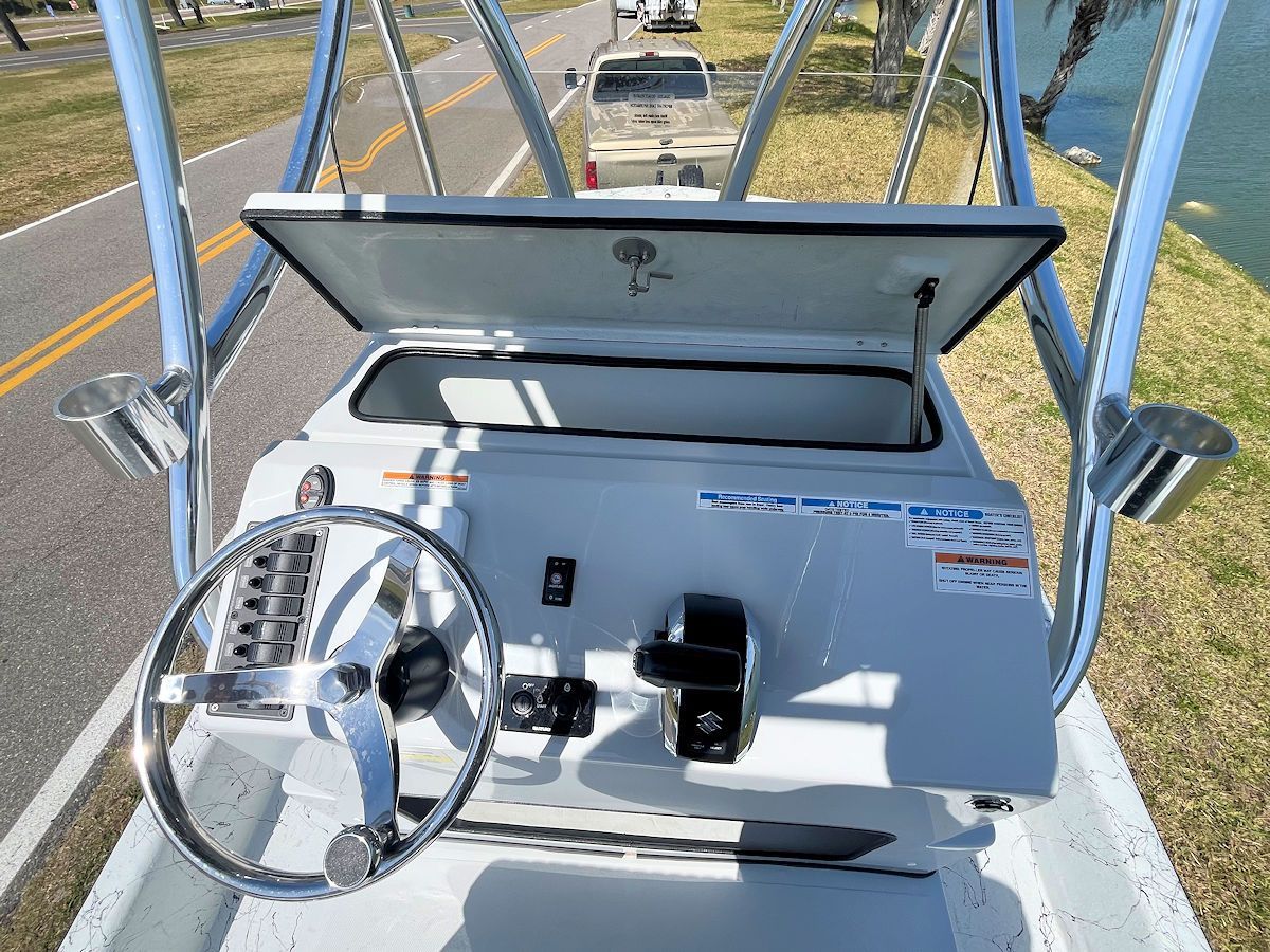 FOR SALE: 2024 Dargel KAT 250 HDX  Boat for Sale by Mayday Marine Services in St. Petersburg, FL