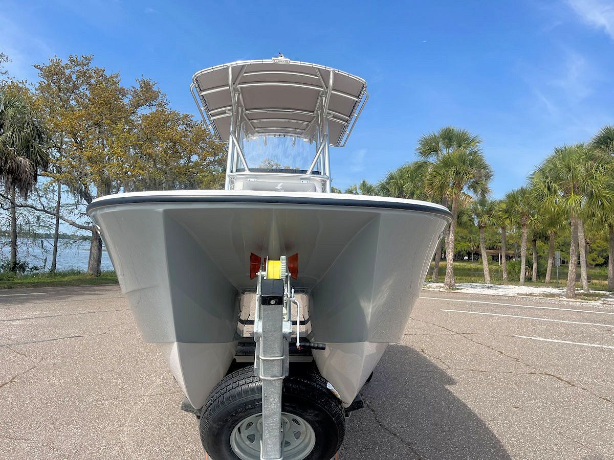 New 2024 Falcon 22 Offshore Center Console Boat for Sale by Mayday Marine Services in St. Petersburg, FL