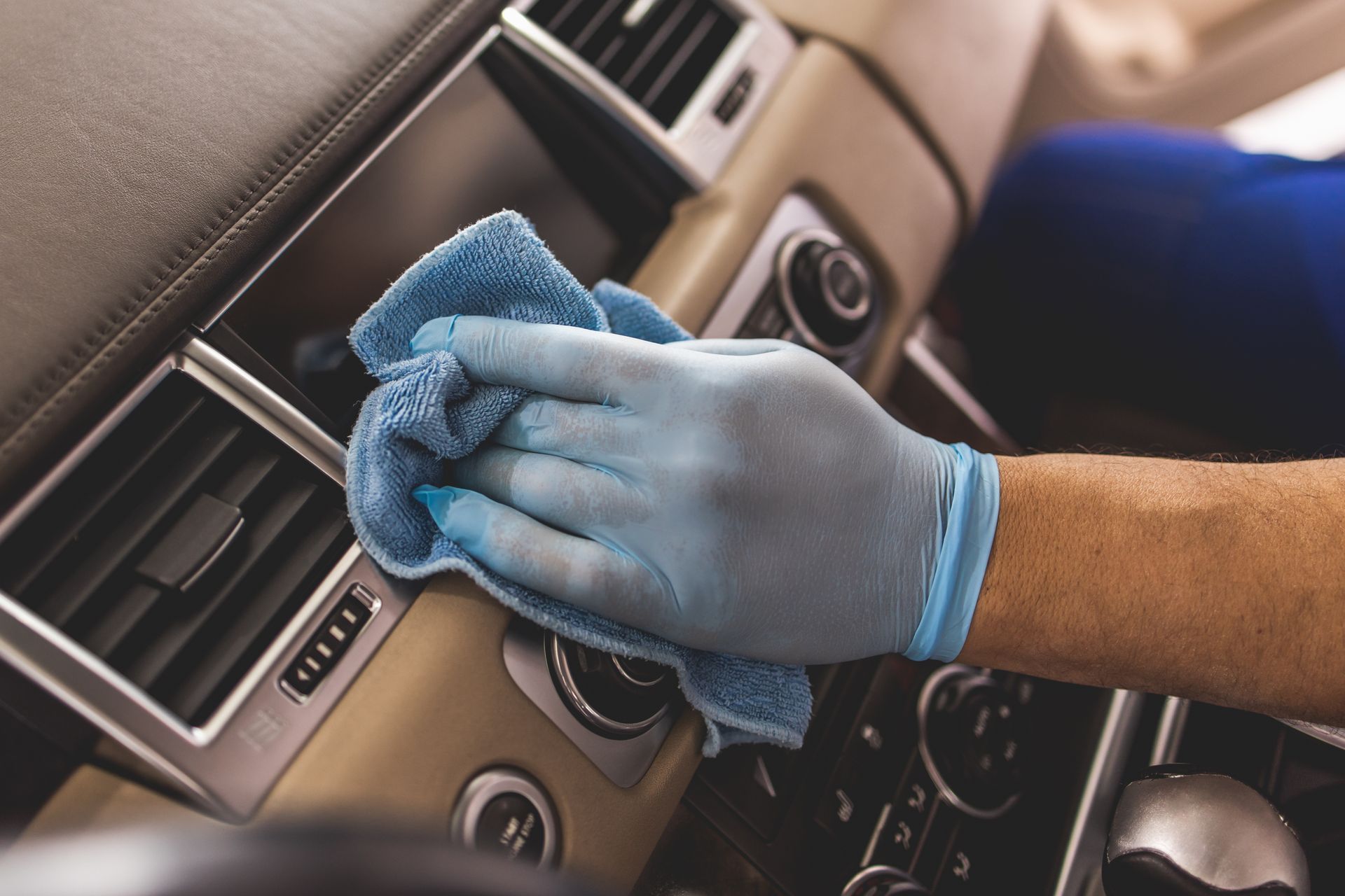 interior detailing and cleaning