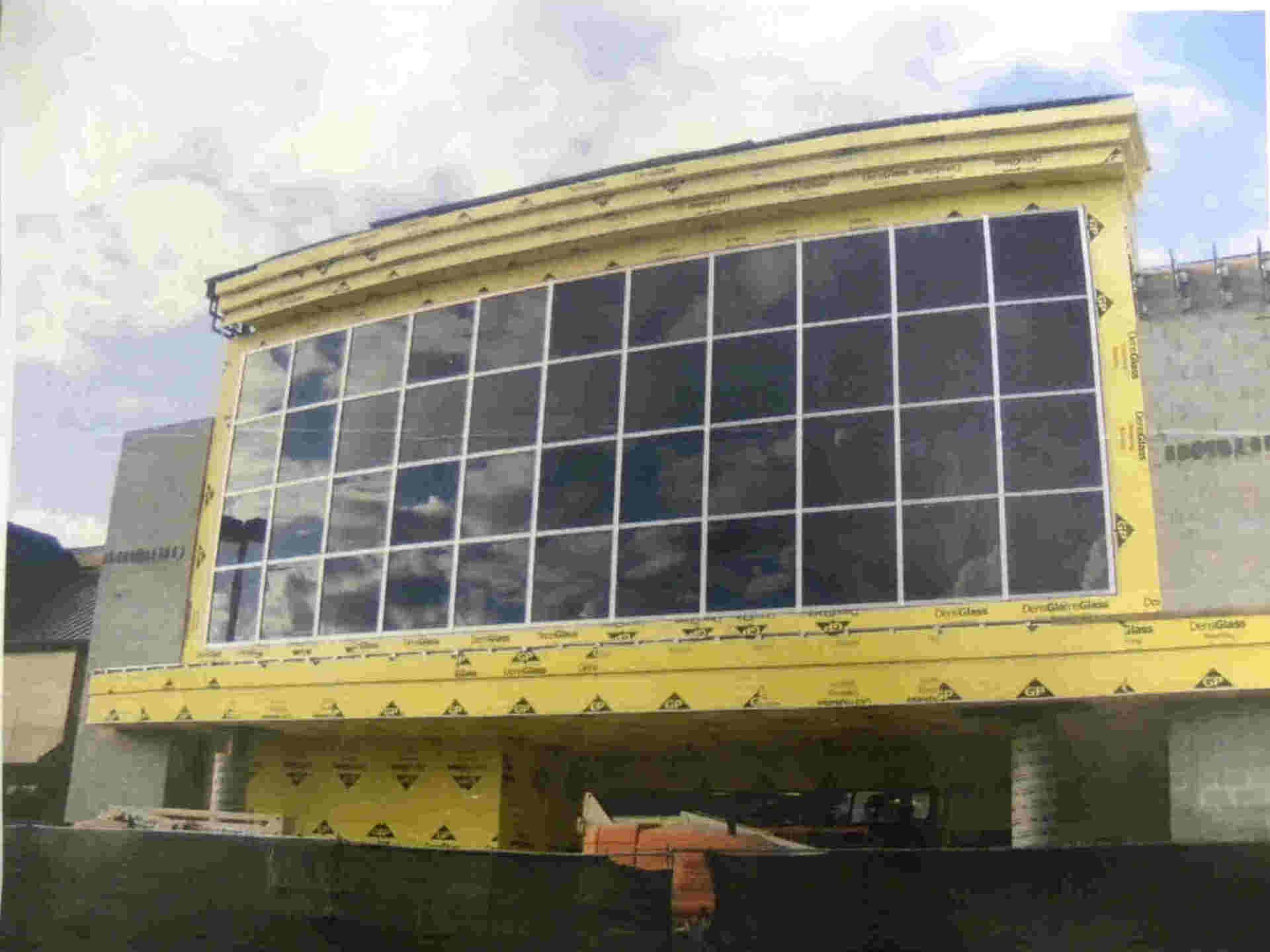 Yellow Commercial Building — Closers in Brandon, FL