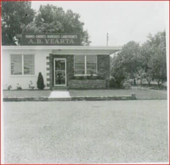 House — Closers in Brandon, FL