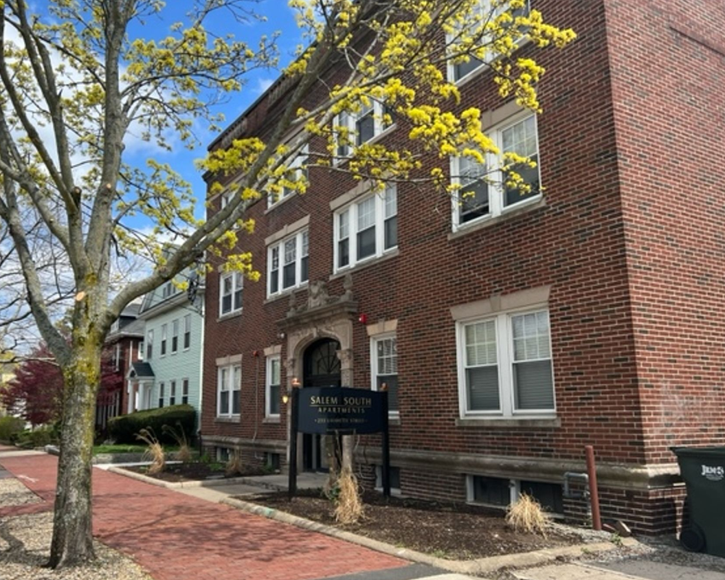 43-45 Waverly Street