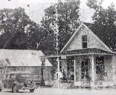 Roofing Contractors — Old Photo in Yorktown, VA