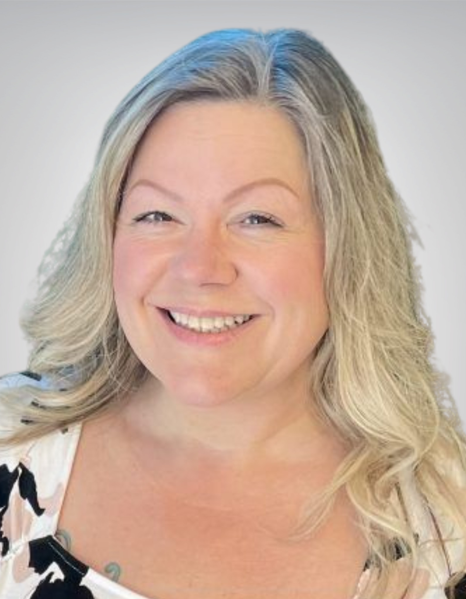 rhonda waldron headshot eaz realty