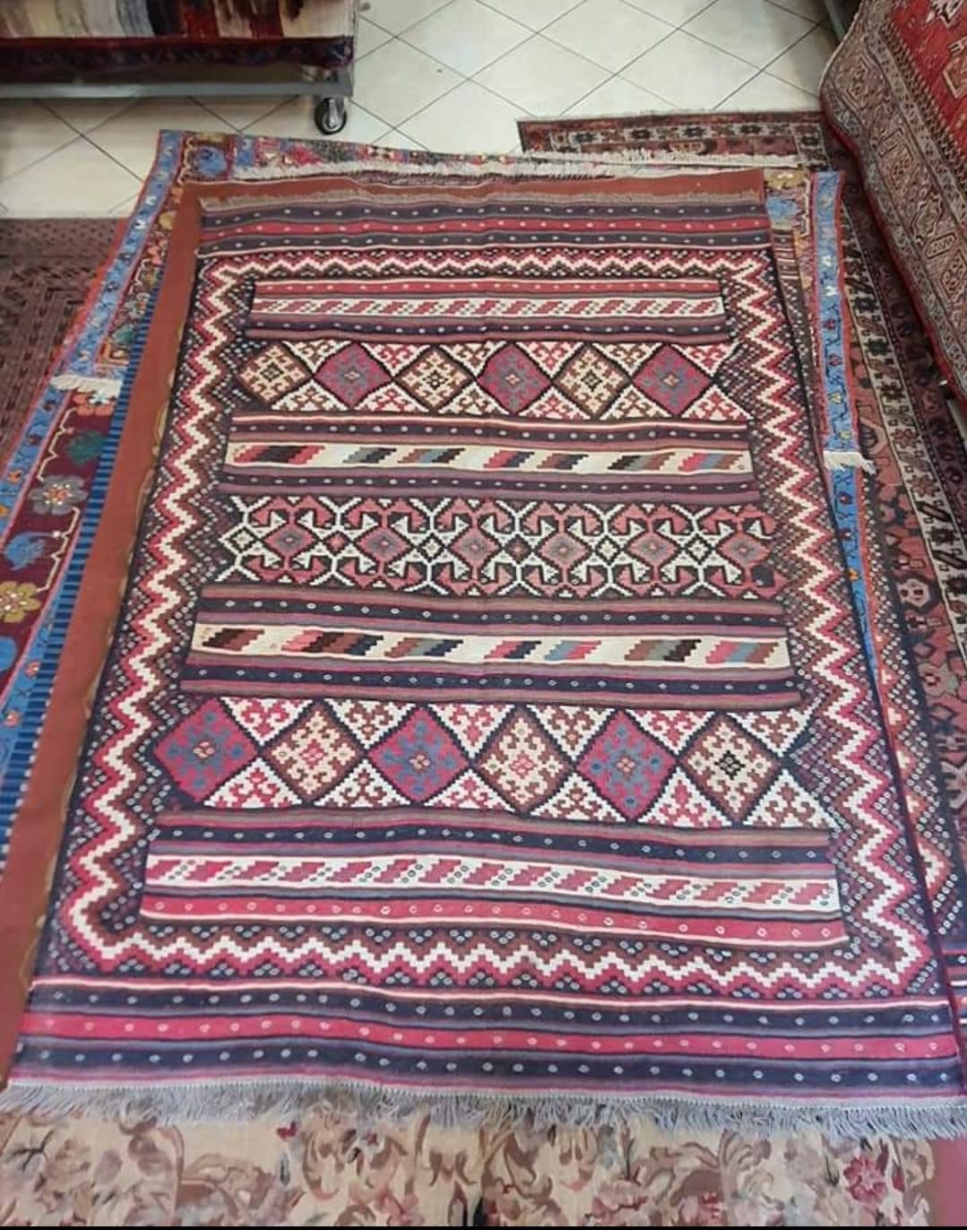 tappeto fatto a mano