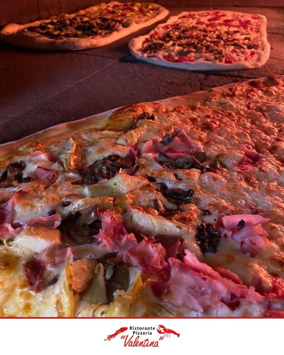 ristorante pizzeria la valentina pizza gigante